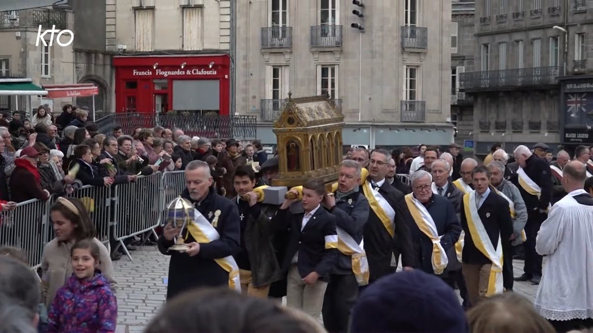 Depuis des siècles, tous les 7 ans, les limousins célèbrent leurs saints locaux par d’impressionnantes processions. Une ferveur populaire inscrite au patrimoine immatériel de l'#UNESCO !

👉Découverte des Ostensions limousines, dans le <a href="/diocese_limoges/">Diocèse de Limoges</a> : youtu.be/KoK2xlcEw28
