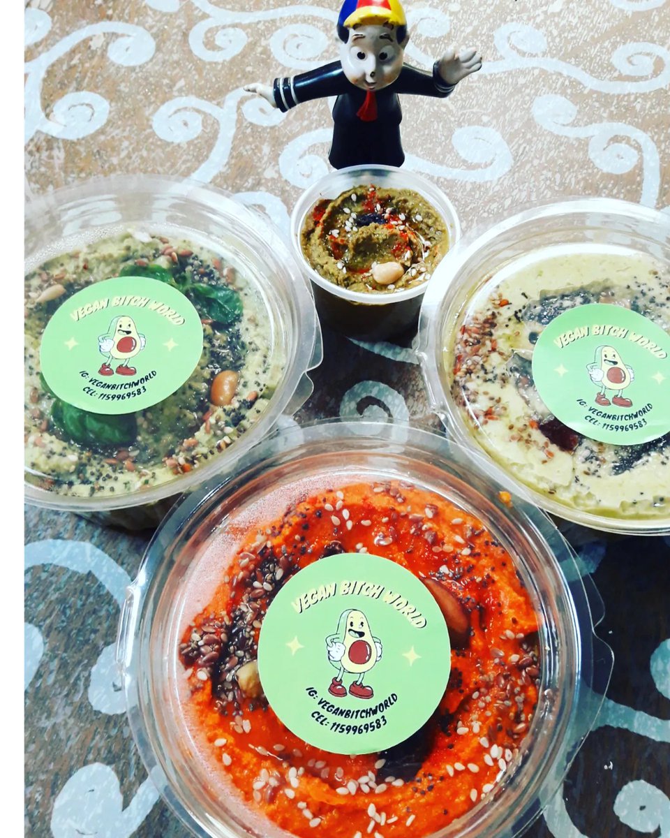 brenditanin's tweet photo. #PowerTríos &amp; sus #Bebecitxs #Hummus #AllAround #KikoEstáFeliz #VeganRecipe #ProductionModeOn #VeganFood #VeganPartyFood #VeganForce #Vegan #ChooseLife #GoVegan @veganbitchworld 🤗💚🤤🙌 https://t.co/Ngt54YLHFm