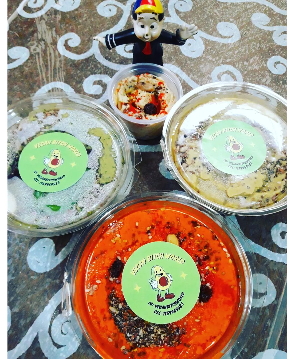 brenditanin's tweet photo. #PowerTríos &amp; sus #Bebecitxs #Hummus #AllAround #KikoEstáFeliz #VeganRecipe #ProductionModeOn #VeganFood #VeganPartyFood #VeganForce #Vegan #ChooseLife #GoVegan @veganbitchworld 🤗💚🤤🙌 https://t.co/Ngt54YLHFm