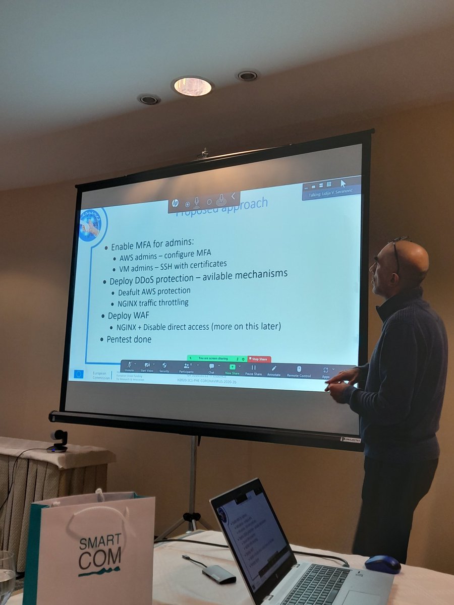 Essence2020 tweet media