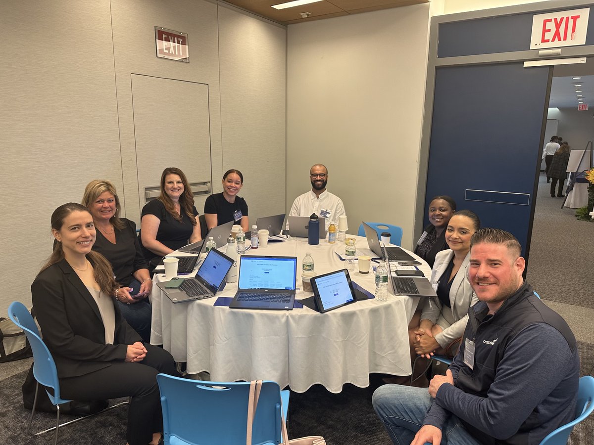 We joined some of our friends from @Checkout to volunteer for @VEInternational's National Business Pitch Competition at the United Federations of Teachers in #NYC. It was amazing to see the level of creativity & innovation from these rock⭐️ students. #BuildingtheFuture #Partners