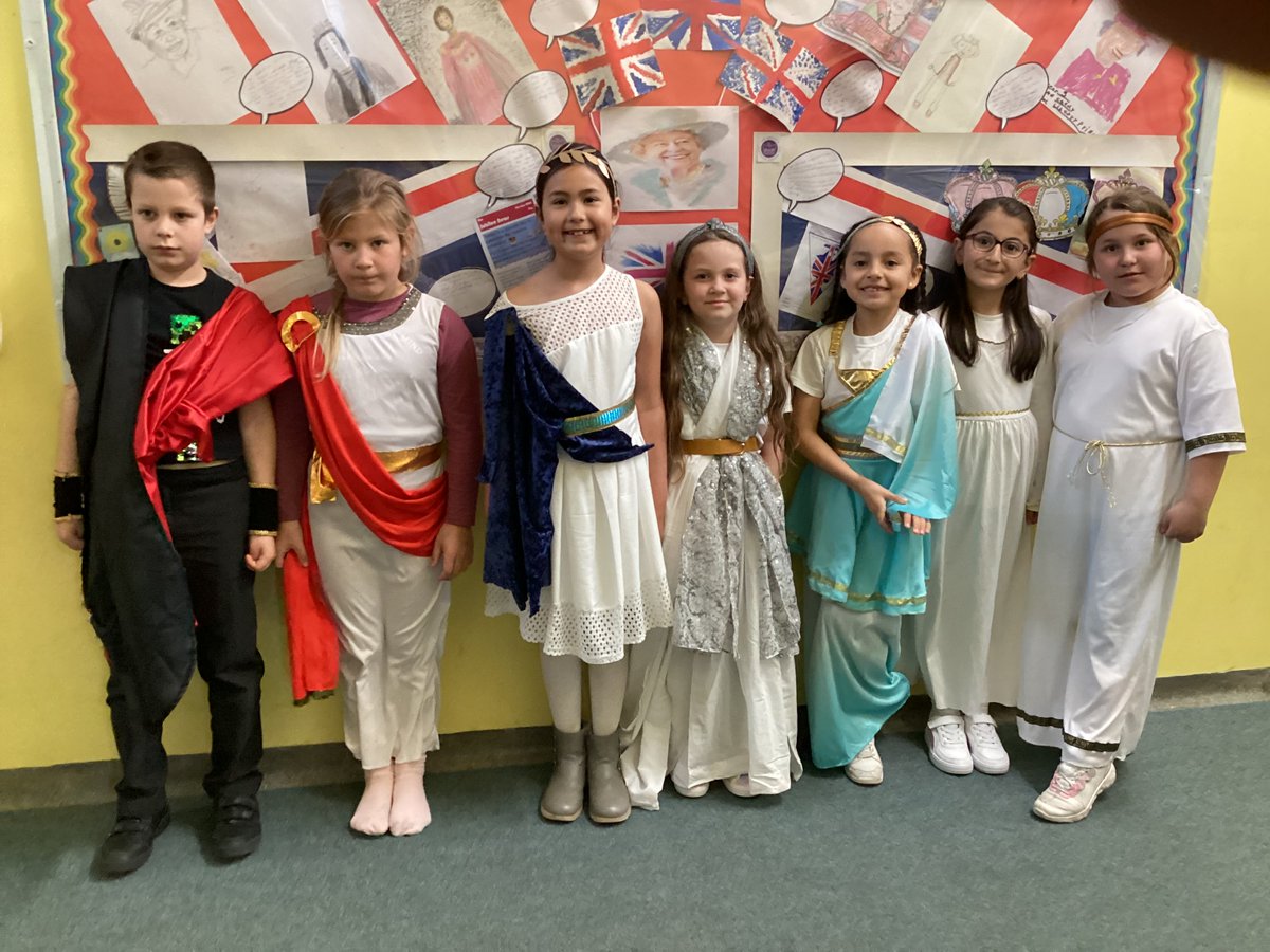 LibertyPrimSch's tweet photo. Year 3 had a great day to launch their Gods and Mortals topic. https://t.co/oRUon8H8UE