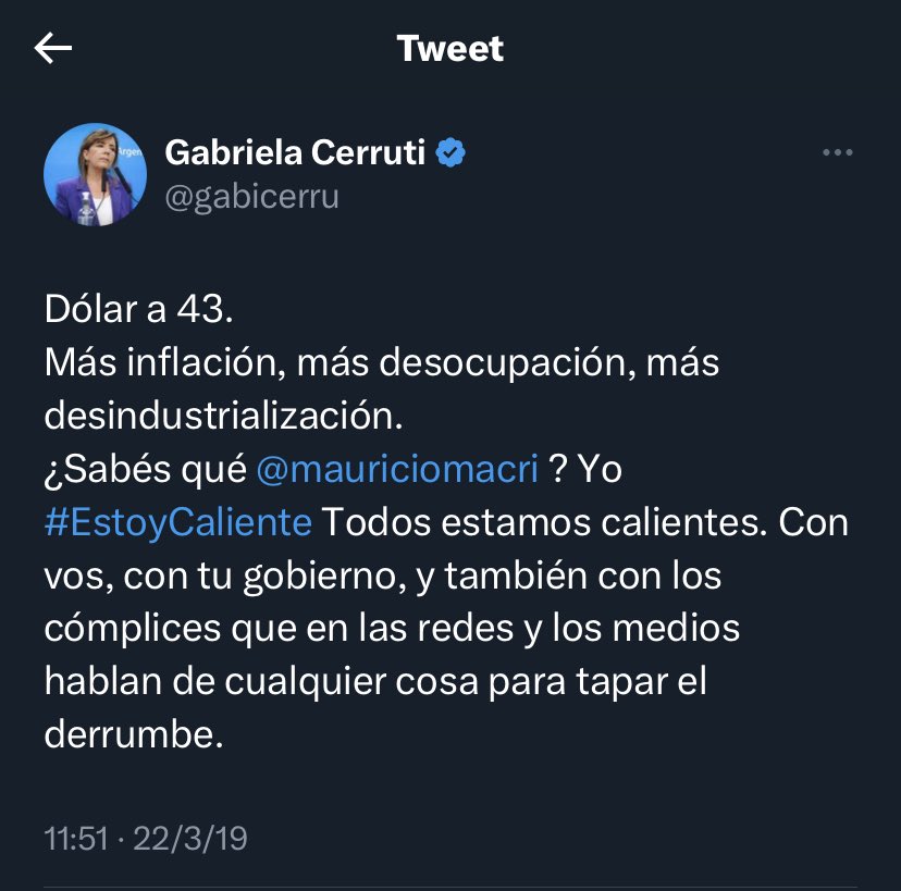 Que locura era tener el dólar a 43 pesos, menos mal que llegó Cristina y lo puso a 410. ✌️🤮☀️