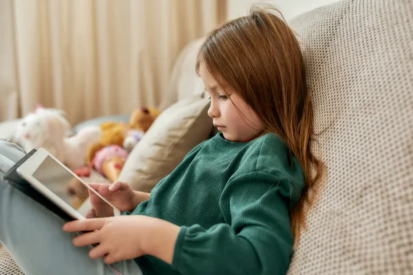 How much physical activity does your child get a day? A recent #NIH_IRP study, led by <a href="/NIDDKgov/">NIDDK</a>'s Dr. Miranda Broadney, reveals that breaking up long, sedentary periods with a few minutes of exercise could yield noticeable #health benefits for them. Read: bit.ly/3AdYBgE