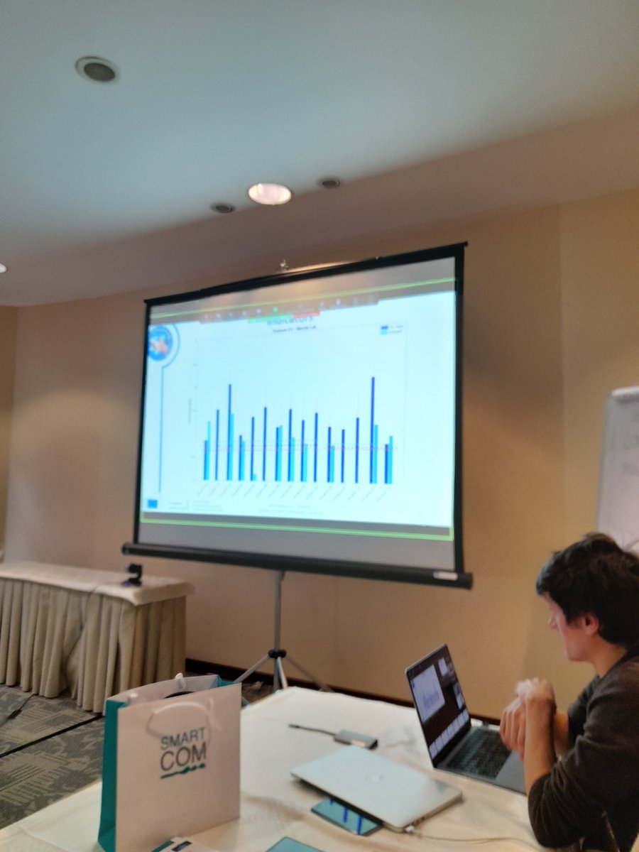 Essence2020 tweet media