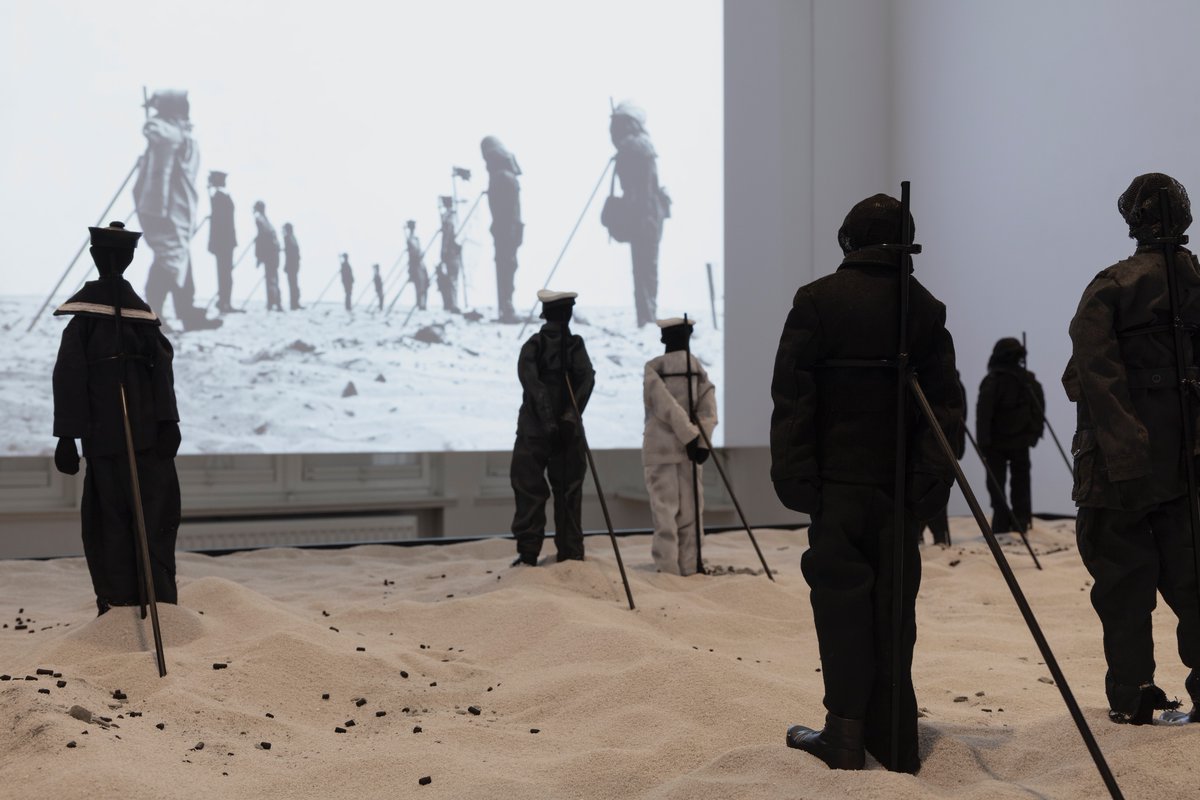 spatialdelight's tweet photo. Haunted by an uncanny 1960 photograph depicting  French atomic bomb testings in Algeria, artist @hebaamin addresses the horror of this image by creating its three-dimensional reconstruction. Listen to Episode 7 find out more! 

📸Chroma https://t.co/r8oJSRaLb0