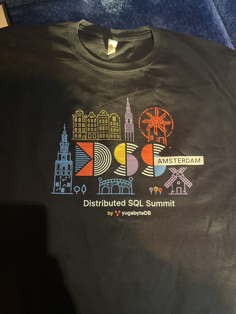 bron_campbell's tweet photo. @Yugabyte hosted Distributed SQL Day co-located at #KubeCon today. Great to see a packed morning and afternoon sessions on all things things #distributedsql https://t.co/JEk2QQPUn7