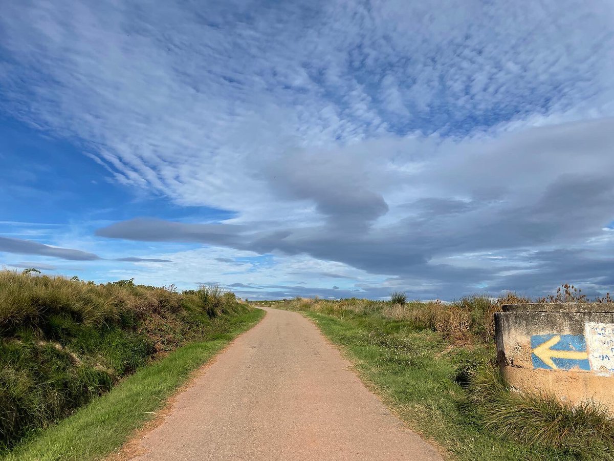 Pilgerurlaub's tweet photo. Najera - Santo Domingo, 21km auf dem #jakobsweg. Heute mit Archivbildern, ich muss ein paar Tage pausieren, hoffen wir dass es nur Erkältung ist… https://t.co/Va0OyPdPnw
