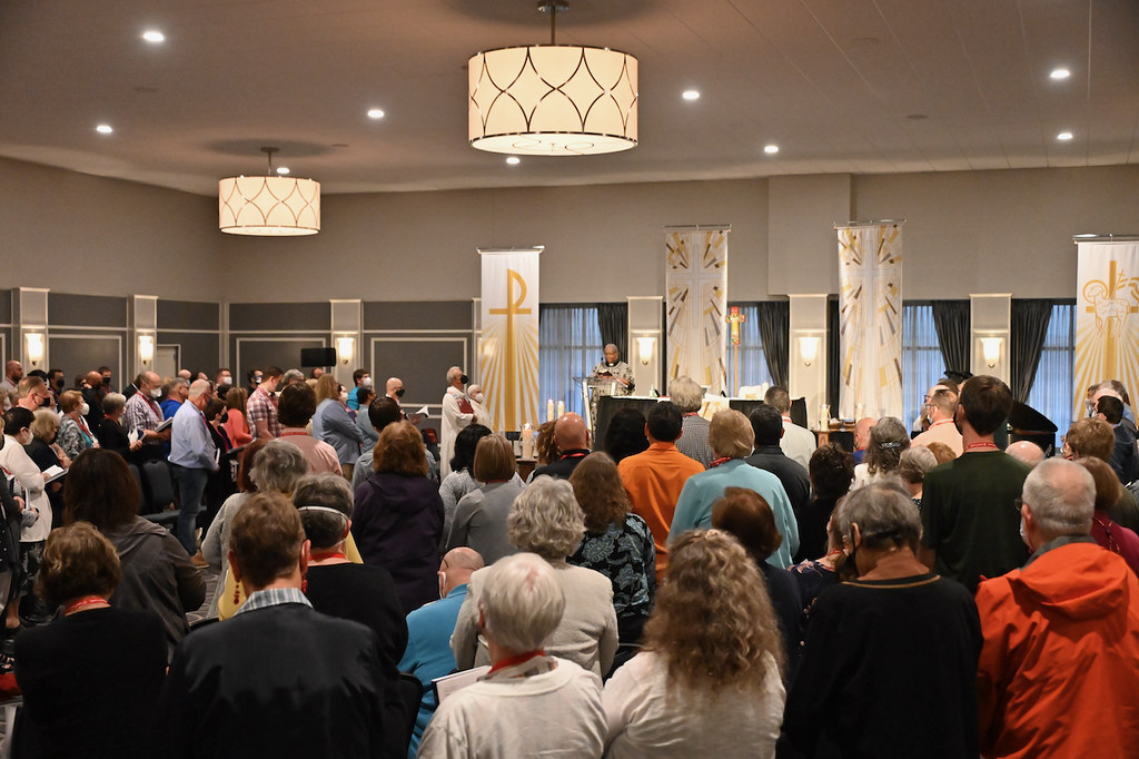 MilwaukeeSynod's tweet photo. 💸 Early Bird Reminder: Synod Assembly registration fees increase next Sunday 4/30 at 11:59pm! #GMSAssembly23

🙏🏽 Enjoy fellowship, worship and more with leaders from across our synod.

💜 Sign up + learn more: https://t.co/RkjNq1DBVI https://t.co/ib21W7pZ07