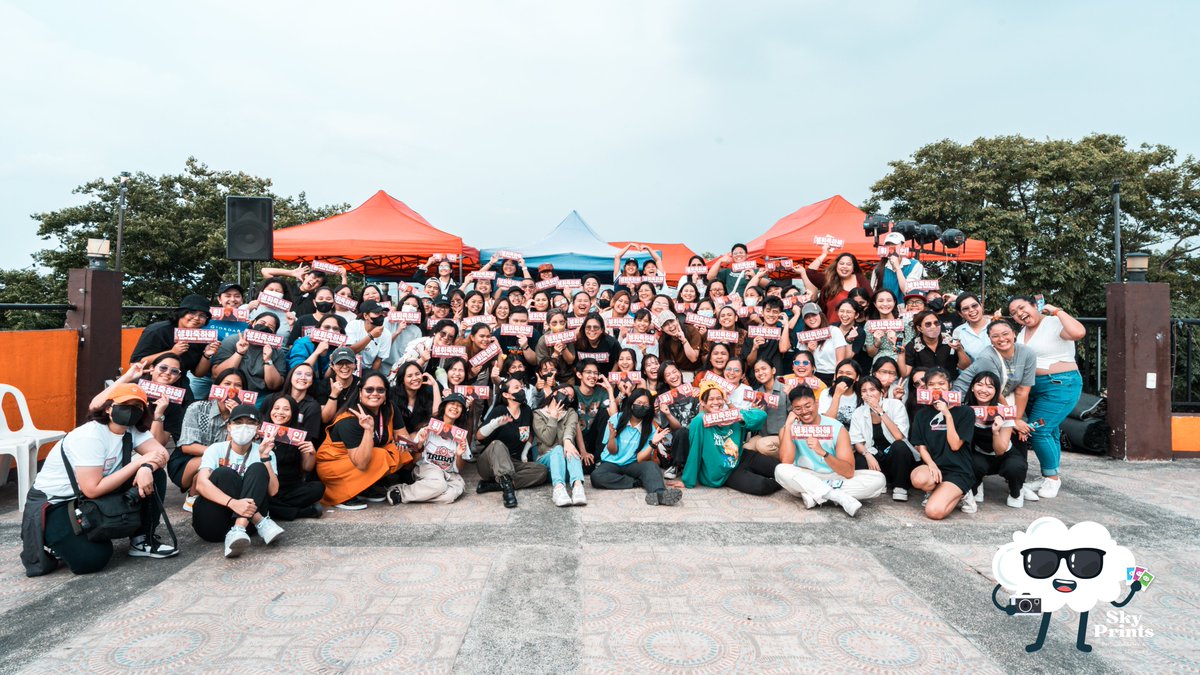 skyprintsph's tweet photo. Here are the photos we have taken from the CSE event! Feel free to grab your photos!
https://t.co/5szWpAZUwY

Pasensiya na po konti lang snaps, nag-enjoy manood ang photographer niyo eh! Sobrang saya niyo kasi!🤣

@MooEventsMNL @iheart_wheein 
#HappWheeBirthday #WHEEIN #MAMAMOO https://t.co/rj88ZjmSQc