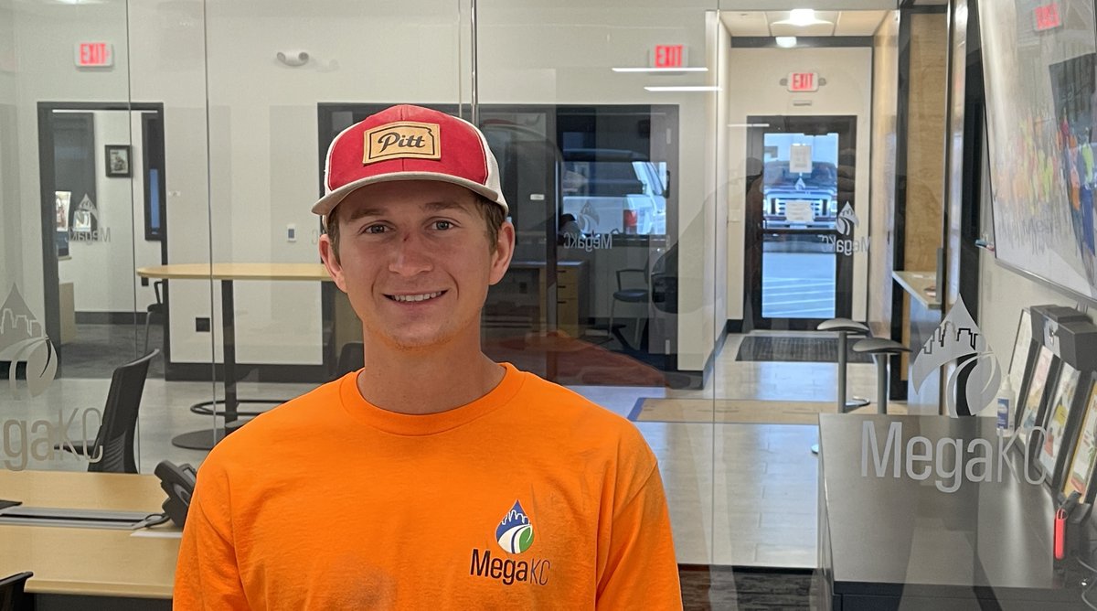 MegaKCbuilds's tweet photo. Please join MegaKC in welcoming our newest Employee Owner, Nate Anderson! πΎ
Nate will be working as a Superintendent, and we are excited to have him on our team! ποΈ ππ½
#MegaKC #EmployeeOwner #Operations #KansasCity #ESOP https://t.co/MuwyF022gq