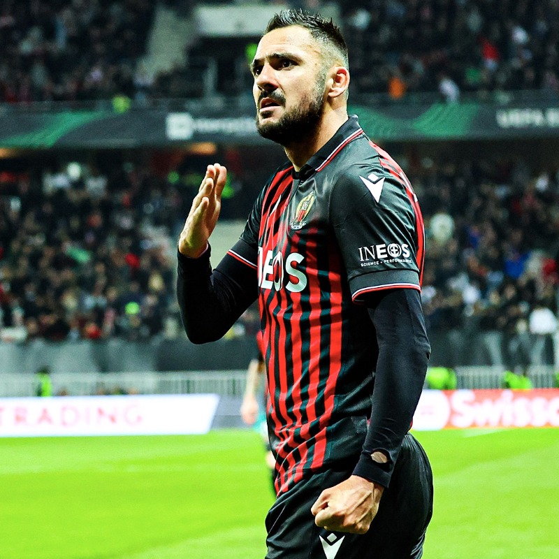 ogcnice's tweet photo. Per la gloria de Nissa 🦅🔴⚫️

#OGCNice #OGCNFCB #UECL