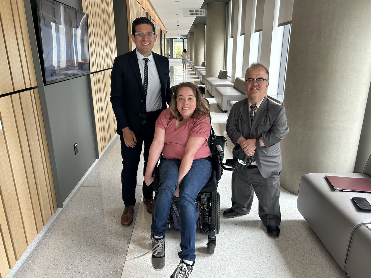 CFILC_1982's tweet photo. SB 271 (@SenBillDodd) passes!
We voiced our support  with our policy manager and members of the community at the California Senate! The Consumer Wheelchair Right to Repair legislation will give our community more independence to maintain the upkeep repairs. 
#SB271 #CFILC https://t.co/fhzeTclydr