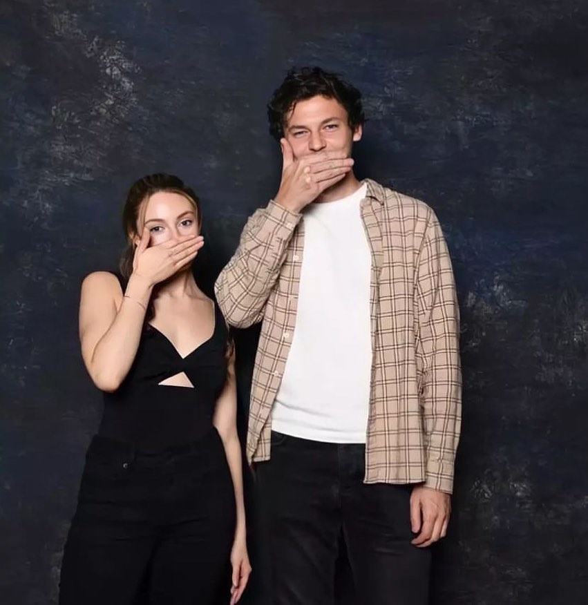 Io_sono_Lamu's tweet photo. #Legacies #DanielleRoseRussell #NickFink #RyanClarke #HopeMikaelson #holarke #SaveLegacies https://t.co/uuyc2pXjOH