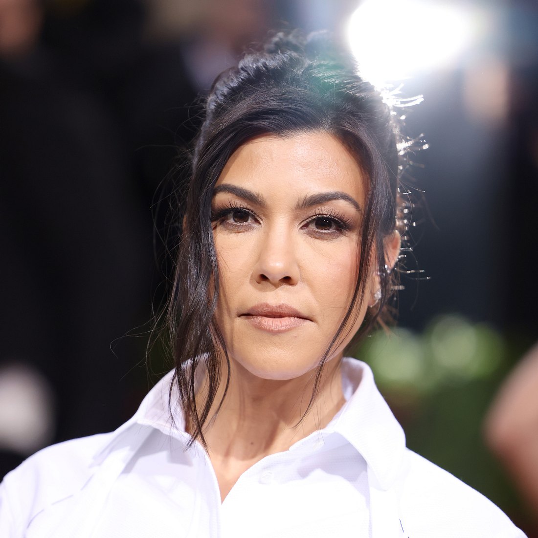 Happy birthday to Kourtney Kardashian 
(April 18, 1979). 