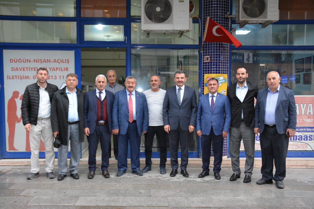 celalettin_kose's tweet photo. 📌Gümüşhane İlimizde habercilik faaliyetleri gerçekleştiren Kuşakkaya Gazetesi ekibini ve duayen gazeteci Turan TUĞLU amcamızı ziyaret edip, Gümüşhane’miz hakkında istişareler de bulunduk. 

Kendilerine gösterdikleri ilgi ve misafirperverliklerinden dolayı teşekkür ederiz. https://t.co/bW1QTAWC9Z