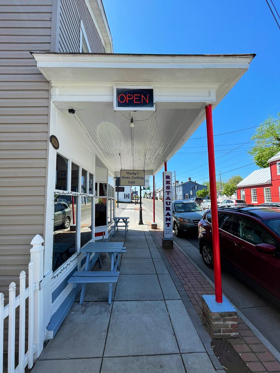 Wyatt Gordon on Twitter "The urbanism of New Market, Virginia."