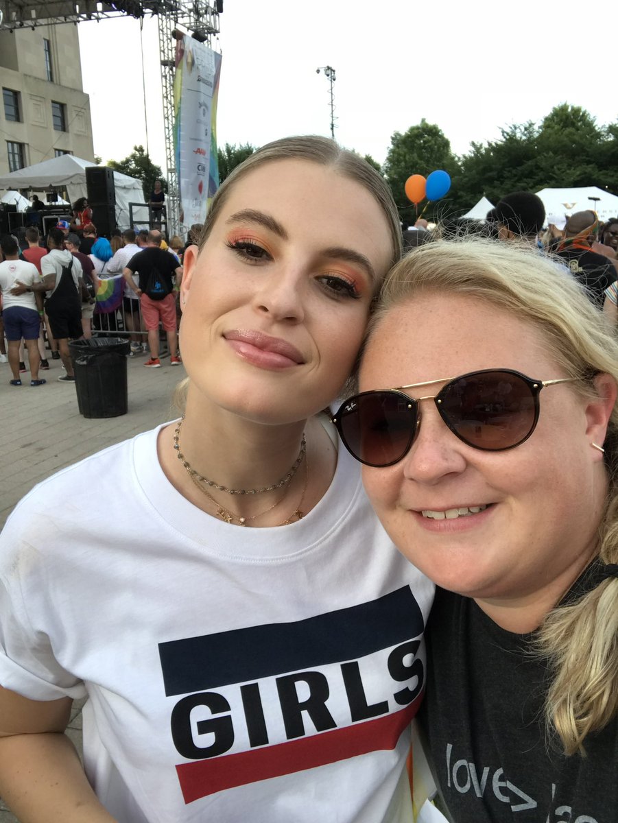 bbay06's tweet photo. @findingfletcher @nashvillepride flashback to 2018.. let’s run it back!!  🤘🏼💥 https://t.co/NqQcSLzr7Z