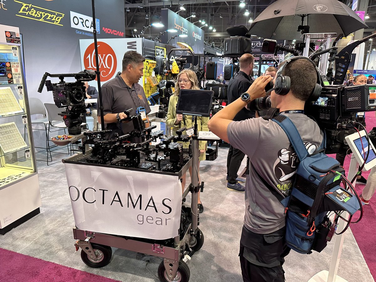 OCTAMASgear's tweet photo. Thanks for one more interview !
SWISS cage @ C6917 @ Band Pro & 16x9 Inc
#cameraaccessories #cameragear #cameraoperator #cinematography #focuspuller #focuspulleratwork #cvptv #cvpgroup #xinegear #BandPro #16x9inc #arri #sony #canon #reddigitalcinema #nab #nab2023 #nabshow https://t.co/HWILZPc74N