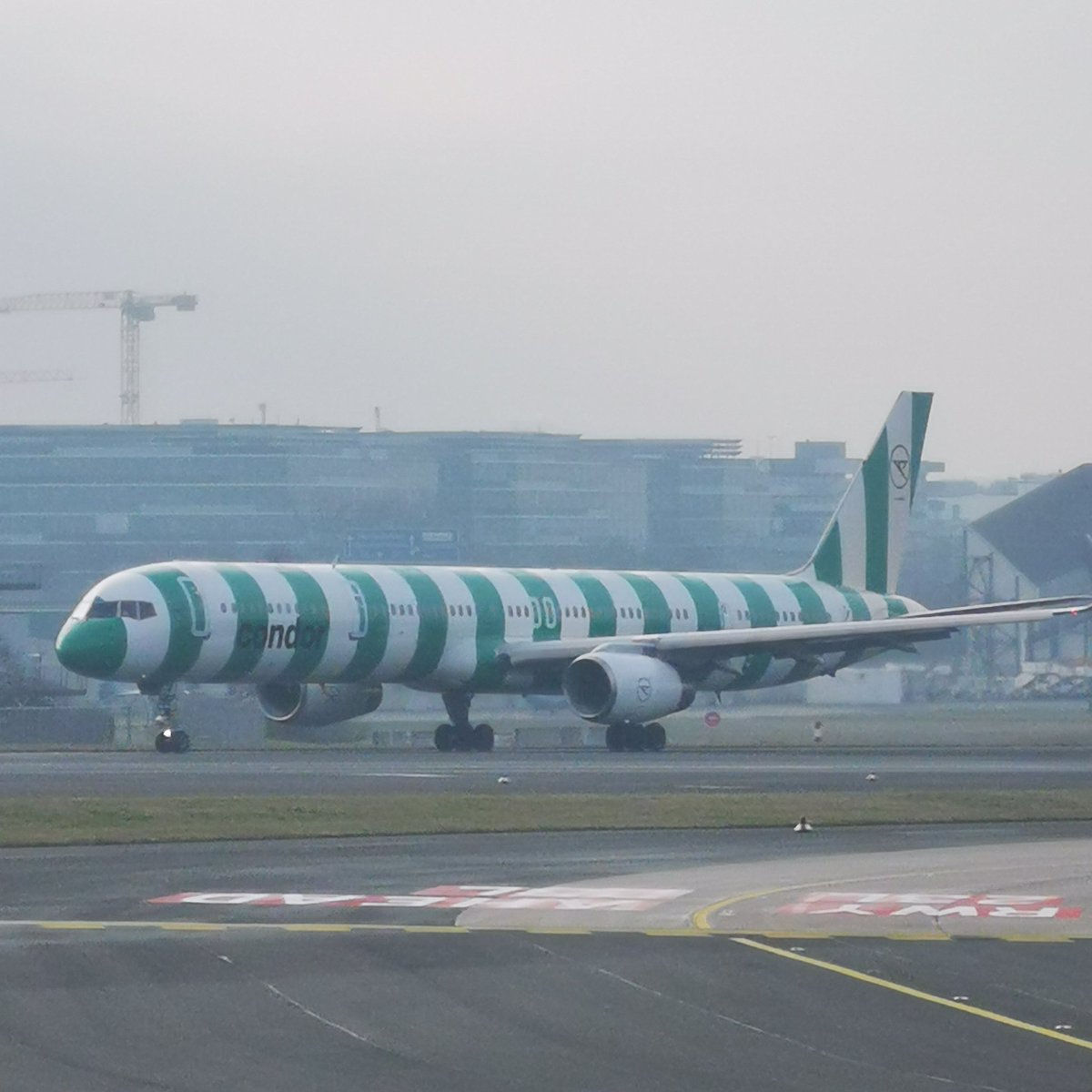 guimarpe's tweet photo. @JetPhotos Also in Frankfurt... https://t.co/j0DAYDAbIi