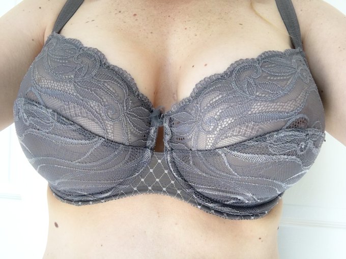 #30daysoflingerie #34g #lacebra #phoebeswinger #podcaster https://t.co/CUbJaElsUW<a href="/tag/30daysoflingerie"class="tags">#30daysoflingerie</a><a href="/tag/34g"class="tags">#34g</a><a href="/tag/lacebra"class="tags">#lacebra</a><a href="/tag/phoebeswinger"class="tags">#phoebeswinger</a><a href="/tag/podcaster"class="tags"><span>#podcaster</span></a>