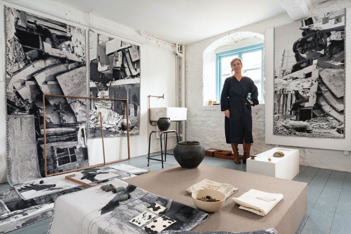 Irish Arts Review tweet media