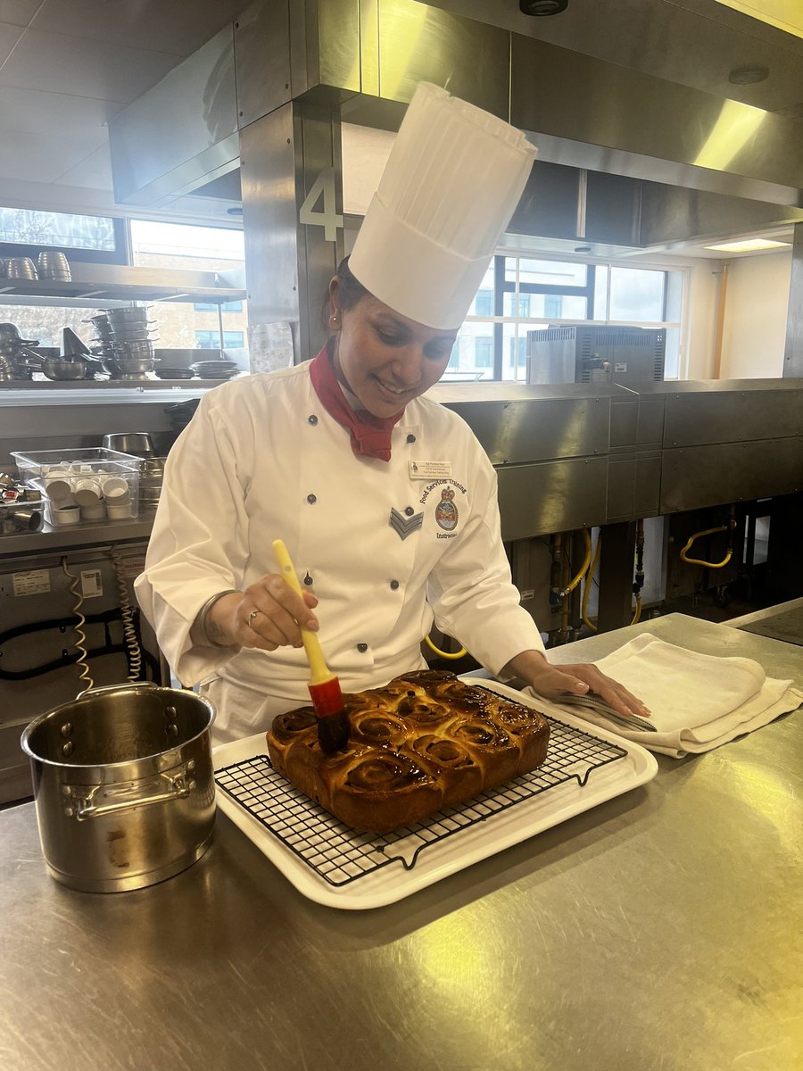 Pardeep Kaur MBE British Army Chef tweet media