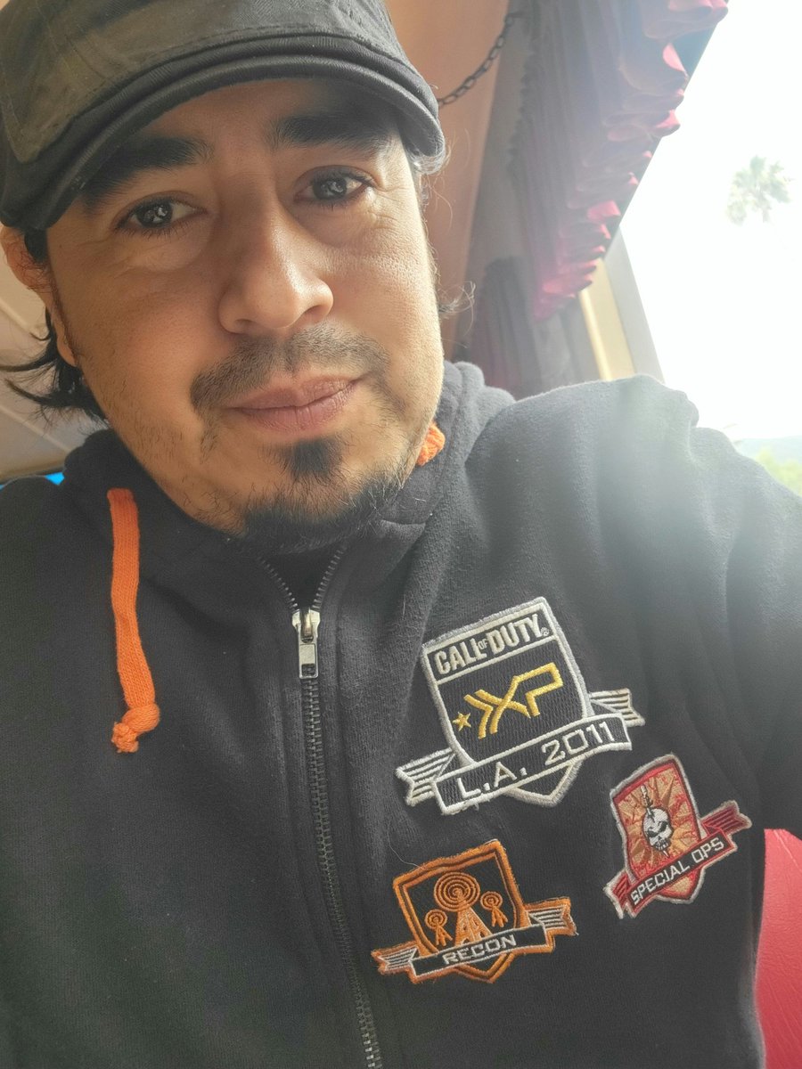 r3c0n54's tweet photo. Haven't worn this one for awhile. @CallofDuty #blackopsII #CoDXP #gamedev https://t.co/eInS704VCh