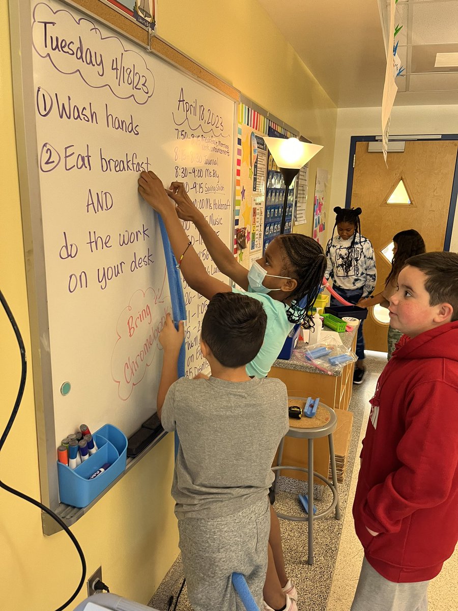 CPES4LIFE's tweet photo. Ancient Roman Aqueducts are being built in 3rd grade @mepvabeach as part of their SS unit connected to water 💦 science!  @DrManigo @ladavids_a @VBTitleI @VBContent @MrsHoldcraft  #vbits https://t.co/HZ3FoKdupQ