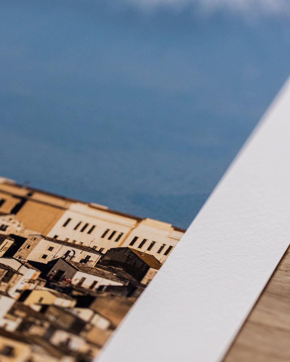 MoabPaper's tweet image. Juniper Baryta Rag vs. Entrada Rag. Which look would you go for?

#MoabPaper #MakeitwithMoab @chrismscholl