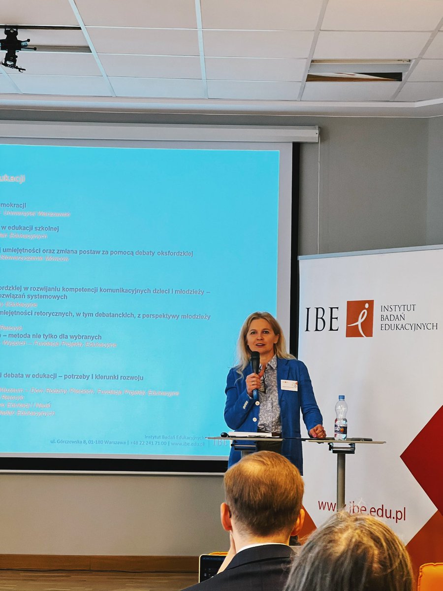pracowniars's tweet photo. Dziś prof. Agnieszka Budzyńska-Daca wystąpiła podczas konferencji „Retoryka i debata w edukacji” organizowanej przez Instytut Badań Edukacyjnej z referatem „Debata, czyli retoryka dla demokracji”. https://t.co/isUrnE511C