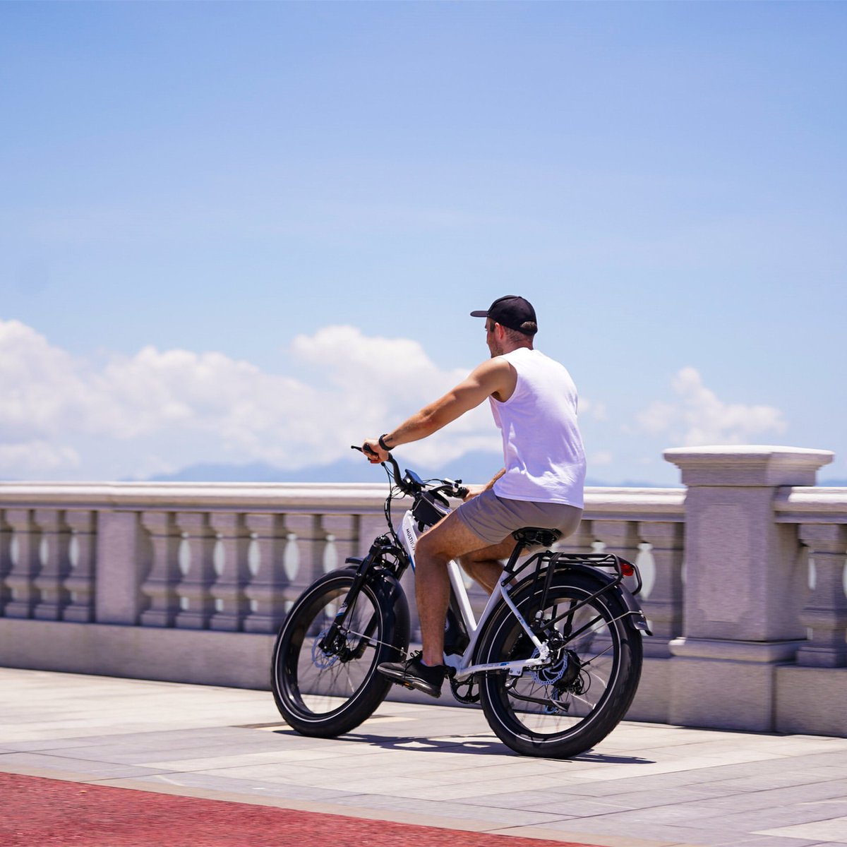 multijoyebikes's tweet photo. E-bikes offer a unique and exciting way to experience the outdoors, get some exercise, and have fun.#multijoy #multijoybike #ebike #ebikes #ebikelife #ebiketour #ebiker #ebikestyle #ebikeintour #ebiketravel
website:https://t.co/ZwuYgyZHag. https://t.co/kaGVPoGYOt