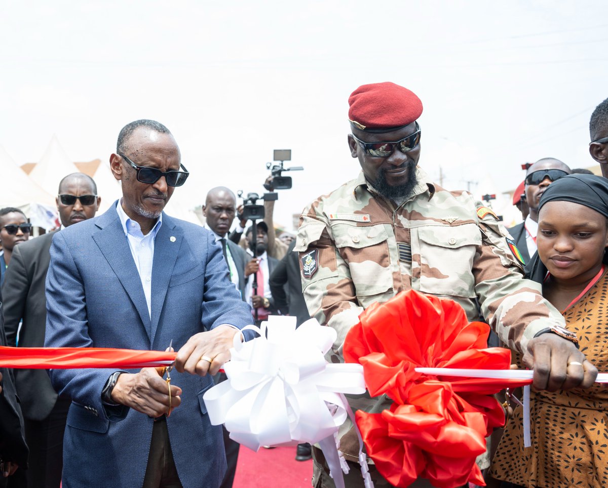 UrugwiroVillage's tweet photo. President Kagame and H.E. Col. Mamadi Doumbouya also witnessed the inauguration of a highway interchange connecting Kagbélen to Conakry that is now named after President Kagame. The completed infrastructure will ease movement between major industrial cities and Conakry as well as with neighboring countries.