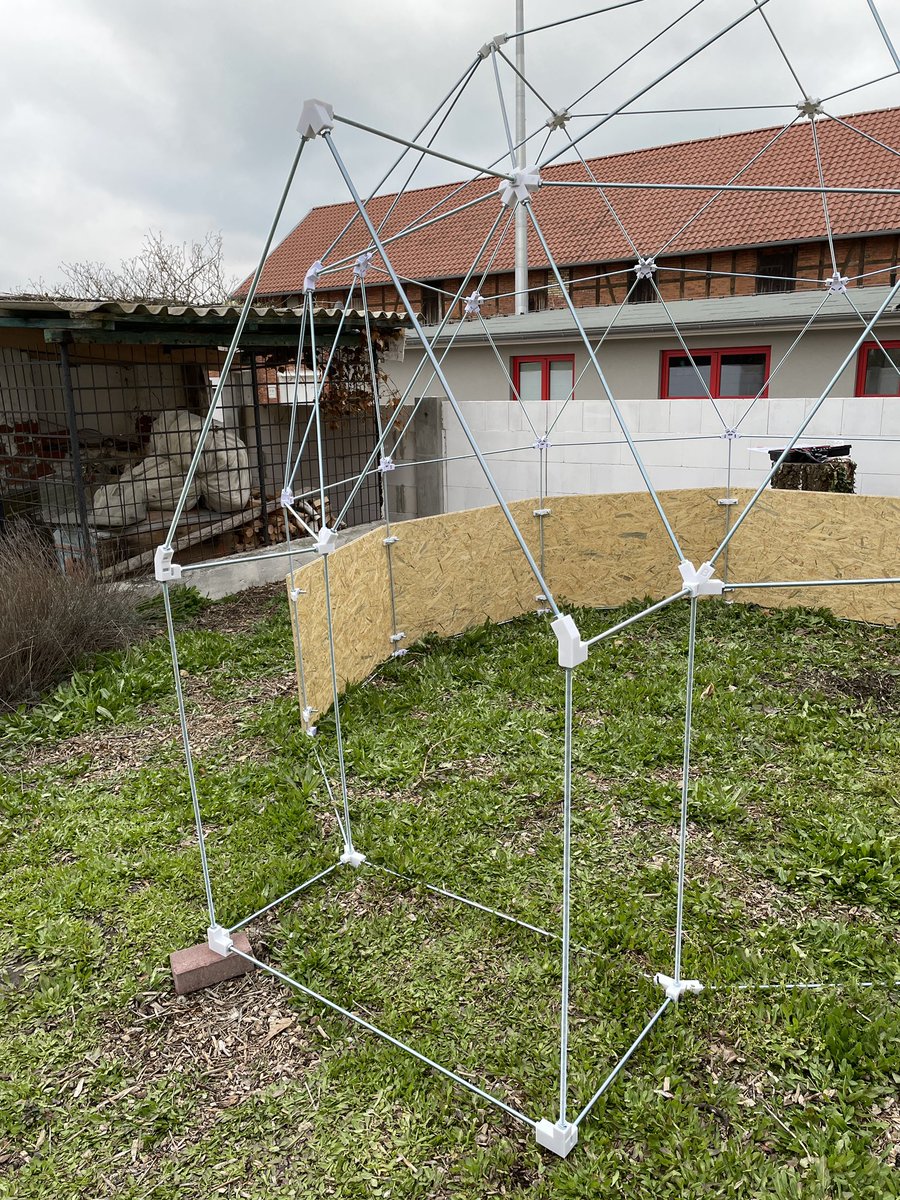StorkNest_P's tweet photo. As promised: An Update about my 3D-printed geodesic greenhouse!

I designed an entrance for easier access and supported the base with some plywood walls.

Link in bio

#3Dprinting #greenhouse #geodesicdome #geodesicgreenhouse #3dprintedgreenhouse #3dprintedgeodesicdome #gardening https://t.co/jdcdWuTGR5