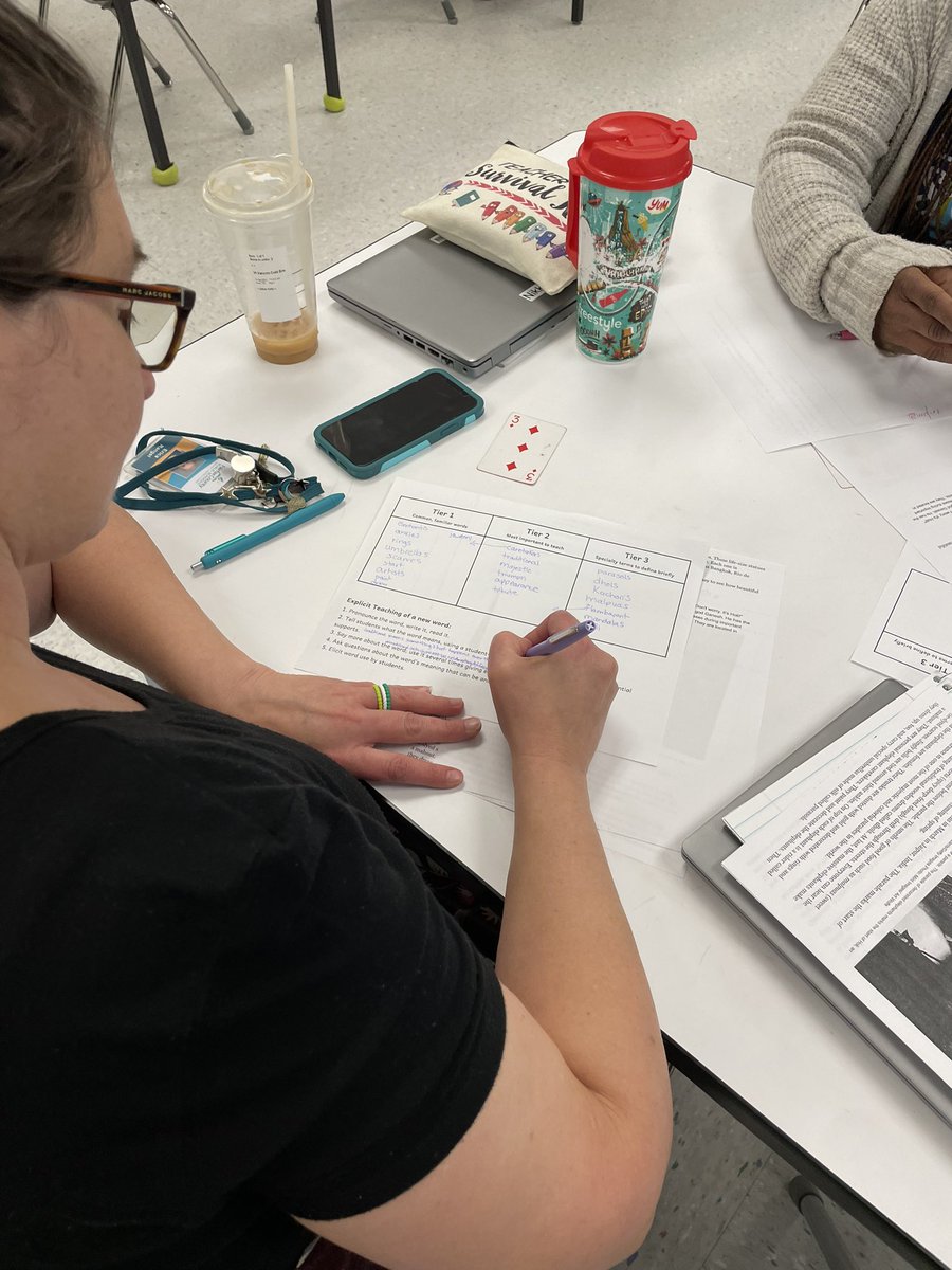 ABRSu2000's tweet photo. Differentiated PD choice sessions @CoatesES-digging in to vocab instruct. and its 🔗to comp-Ts learned abt tiers of vocab., explicit vocab. instruc. as 1 way words are learned, and an activity to further extend learning. So much engagement and learning! 💫 
@FCPSR5 @FCPSElemLA https://t.co/5AKNk5bGwz