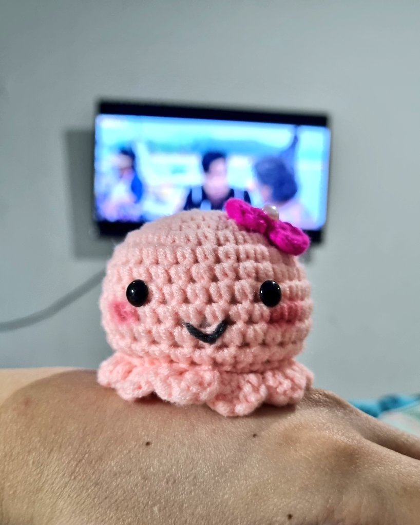 Irenerrorrr's tweet photo. My pinky baby octopus ❤ https://t.co/VPpAN6SVrB