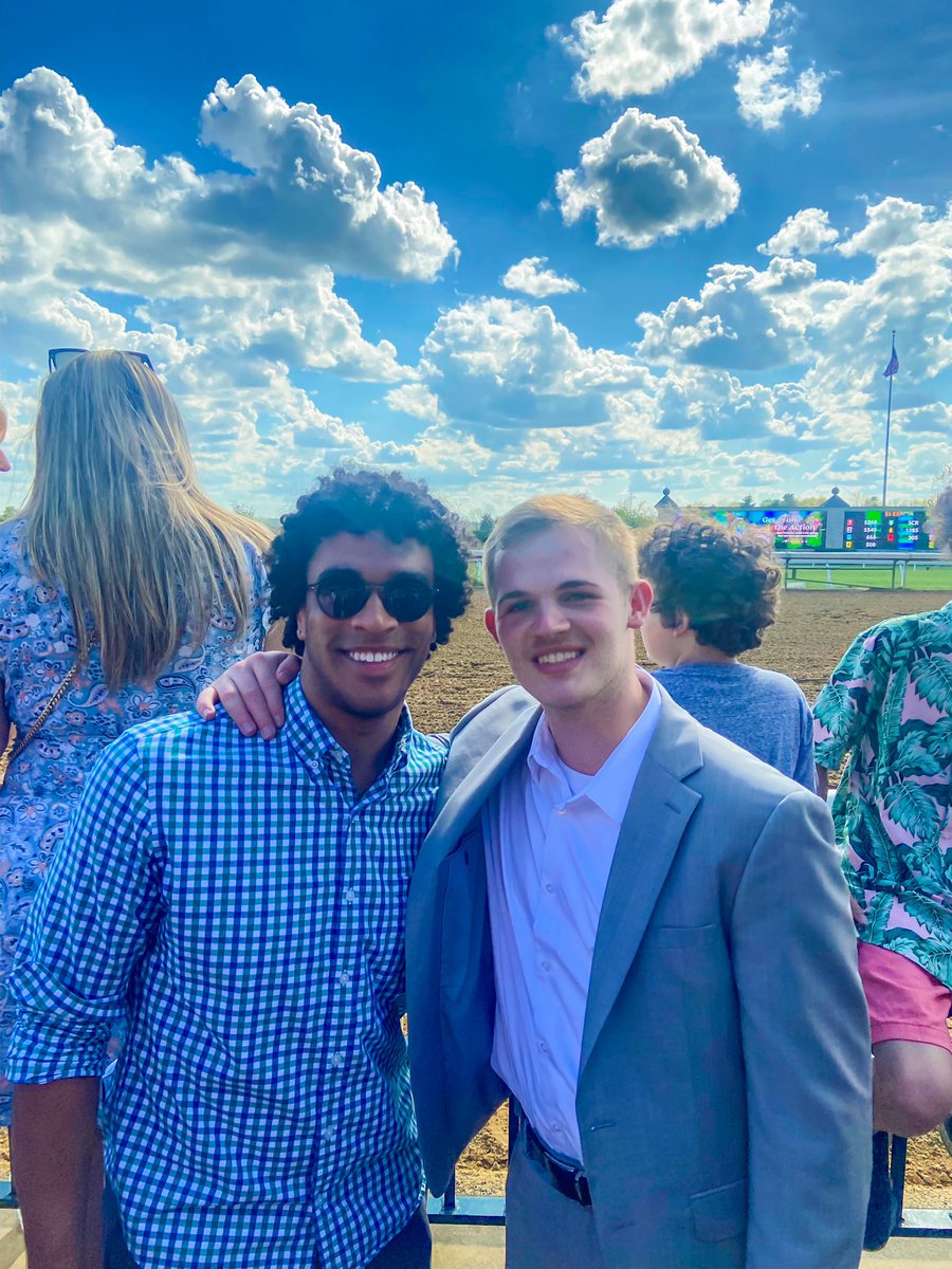 UC ΒΘΠ tweet media