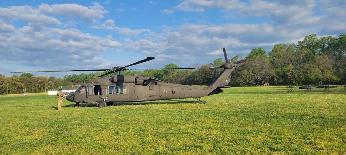 Mrs. Outlaw tweet media