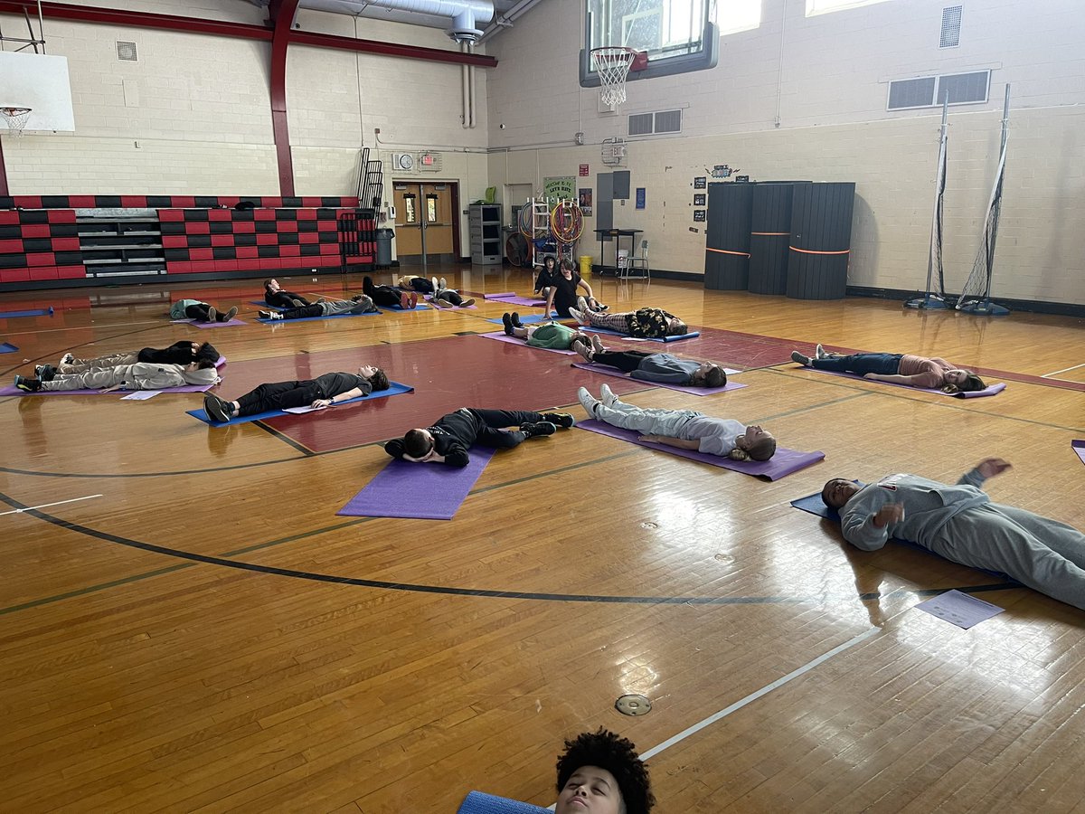 Taking a deep breath can do wonders for your mental well-being! Proud of our students practicing deep breathing techniques during our Life Skills Day. <a href="/mrs_mccabe19/">Kathleen McCabe</a> @STEMintheVille <a href="/scotthade/">Scott E. Hade</a> #SEL #Mindfulness