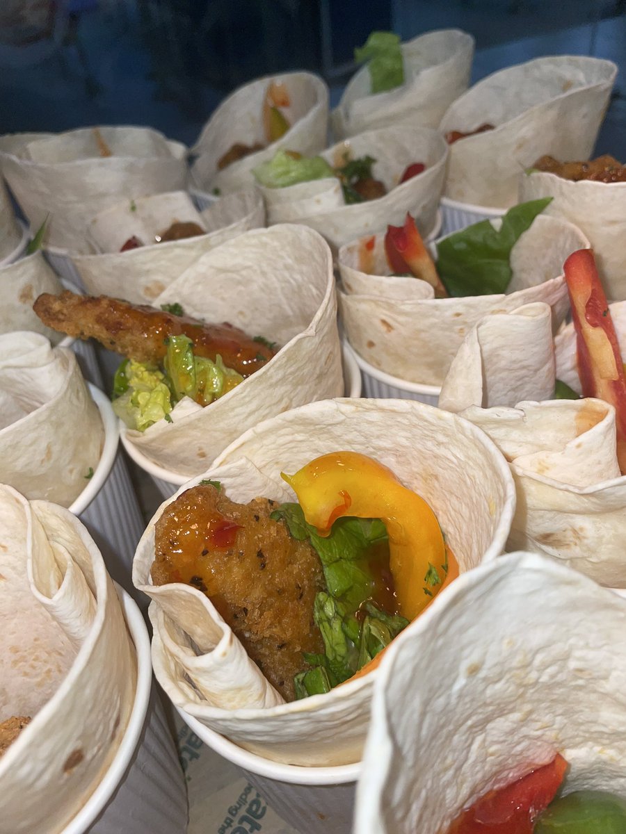 ColinPort1's tweet photo. Good to get back in the groove today with some tasty
Street food ๐ฅ ๐๐hope ow one missed out๐คฉ
#lovefood #mrcolinsrecipes #caterlink @McrAcademy @MichelleMahlik @sturner1970 @JoanneNunney @Chef_Bailey1 https://t.co/0dTyajOXK9
