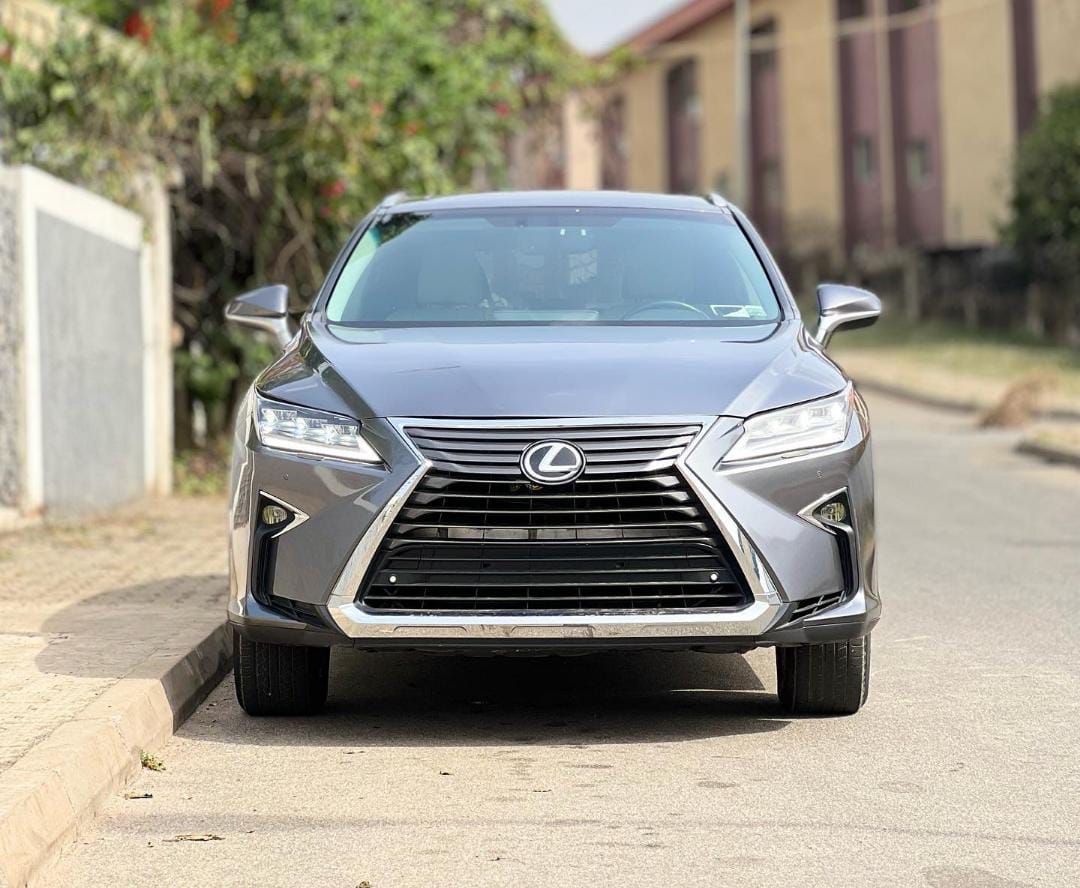CarsConnectNG's tweet photo. 🤳 LEXUS RX 350
◐➖➖➖➖➖➖◑
      Keyless Fullest Options
▫️Year: 2016/2017Model
▫️Status: Foreign Used
▫️Duty: Fully Paid 
▫️Price: ₦25M 💥..negotiable
▫️Location:Abuja  🇳🇬

Call ☎/WhatsApp 📩 : 08068278079
🇳🇬Nationwide Delivery ✈🏠
Pls Rtw🙏
 #ALjufu #Cars #CarsConnect https://t.co/4wzFzIic4P