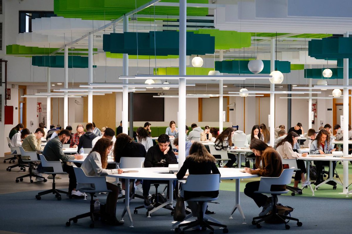 DiarioSUR's tweet image. 🚀 #TalentLab #Málaga arranca la selección de sus 50 participantes de la tercera edición. El proyecto de SUR y @ESICMalaga celebra dos jornadas de assessment para dar con el grupo que pasará a la formación. ✍ @Matias_slb 📷 Ñito Salas ➡️ diariosur.es/malaga/talent-…