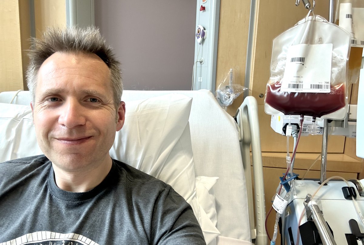 Snoogans1977's tweet photo. Had the privilege of donating stem cells today via @DKMS_uk to try to beat blood cancer
Really easy process from doing the cheek swab to get on the register, to the actual donation.
Check out https://t.co/y4C7Ocaa7t to sign up yourself https://t.co/A9kNVAaxpf