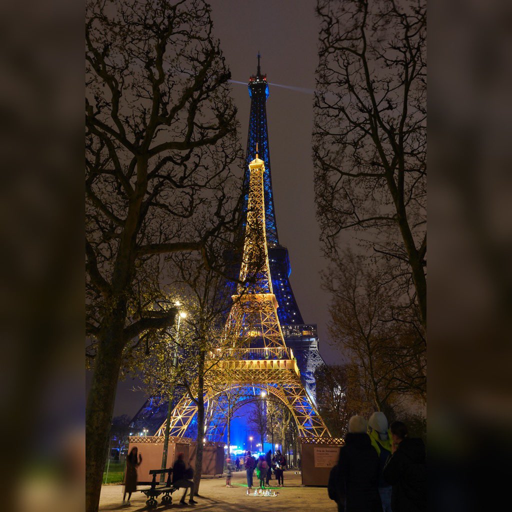 Julianozphoto's tweet photo. Eiffela
#philippemaindron #maindronproduction #eiffeila #toureiffel #EiffelTower https://t.co/J7w5Y2W7aU