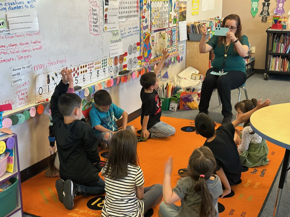 KnowledgeMatrs's tweet photo. Wondering what @zearned, high quality, knowledge rich math curriculum looks like? 

We are in Mesa Vista, NM today on our #KnowledgeMatters School Tour getting to see it in action in Jerralyn Terrazas’ kindergarten class! @pcoemath @CCSSO 

#CurriculumMattersNM https://t.co/DKKark0BdG