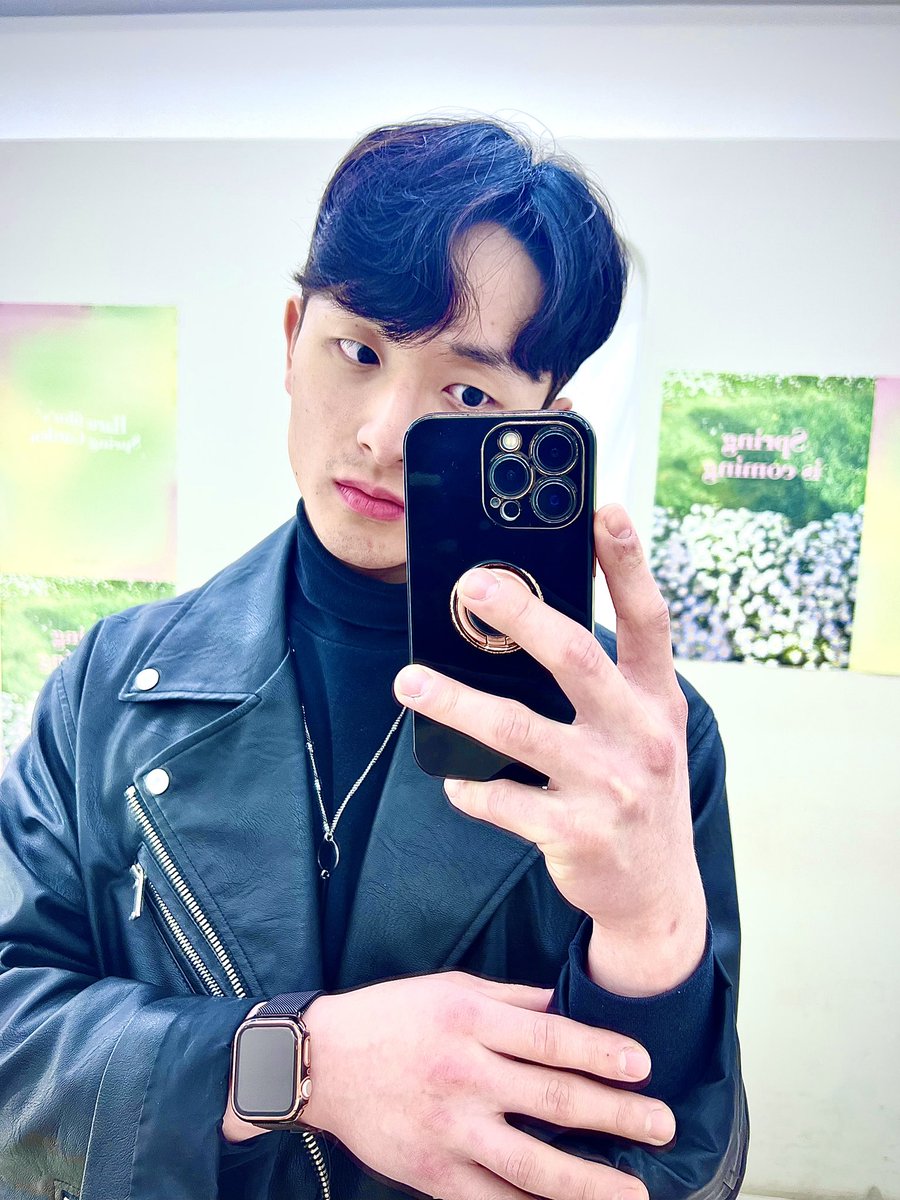 donggeon_ls22's tweet photo. 중간고사…술땡겨🥺
#좋아요 #팔로우 #맘 #맘눌 #맘눌피 #맘눌뎀 #뎀 #디엠 #디엠하자 #부천 #일상 https://t.co/RiNI4cogZQ