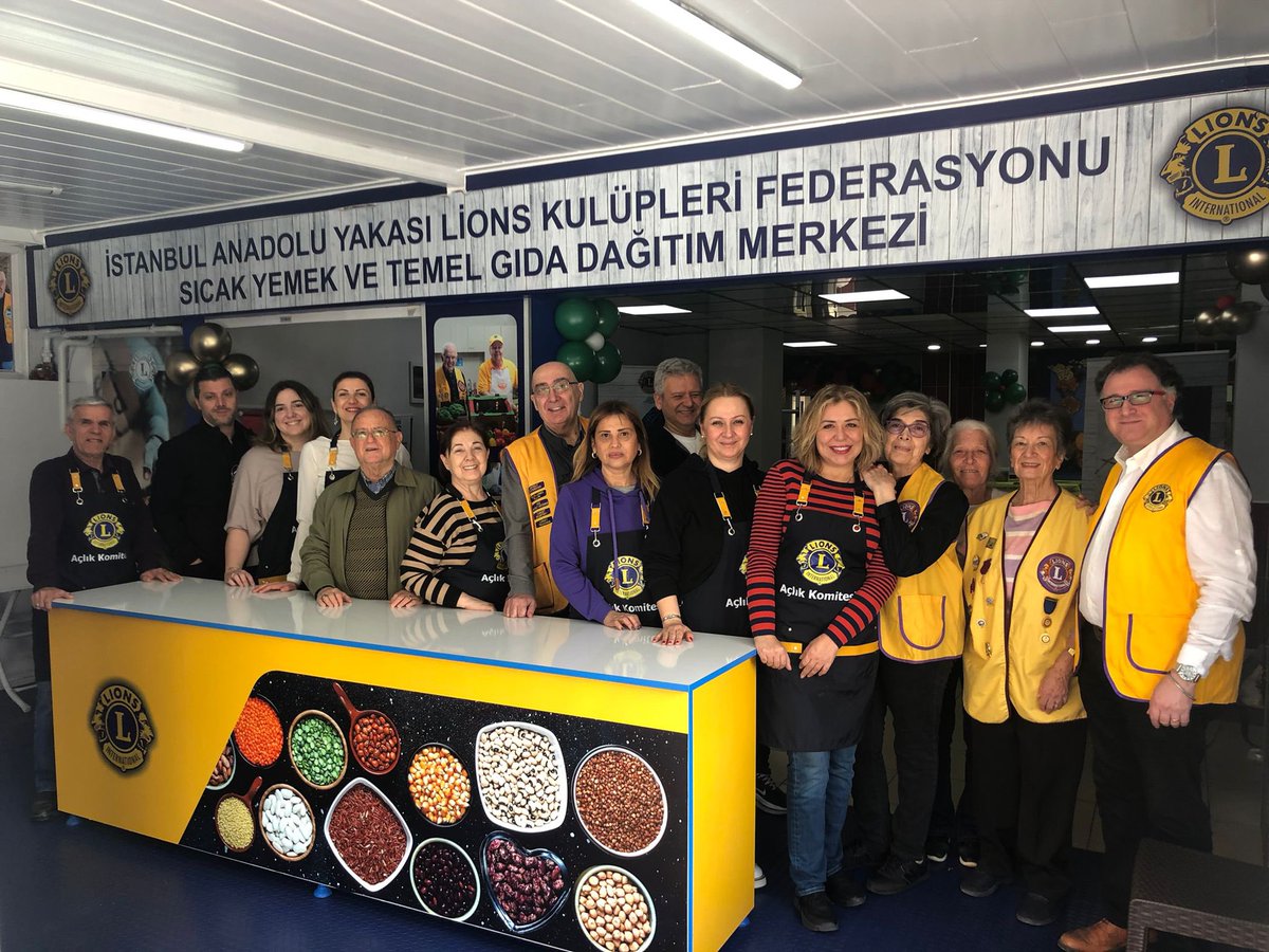 uskudar_lions's tweet photo. 2️⃣ ulaşılmıştır. Tüm hizmetlerimizin gerçekleşmesi için desteklerini hiç bir zaman esirgemeyen çok değerli sponsorlarımıza bir kez daha teşekkür ederiz. #weserve #lionclubs #lionsturkiye #118ylions #118yleo #hungeractivty #açlık https://t.co/uSEj6ehU17