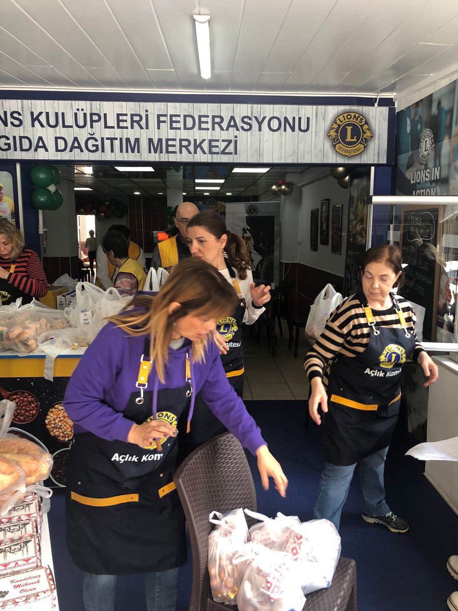 uskudar_lions's tweet photo. 2️⃣ ulaşılmıştır. Tüm hizmetlerimizin gerçekleşmesi için desteklerini hiç bir zaman esirgemeyen çok değerli sponsorlarımıza bir kez daha teşekkür ederiz. #weserve #lionclubs #lionsturkiye #118ylions #118yleo #hungeractivty #açlık https://t.co/uSEj6ehU17