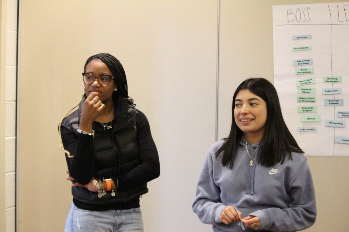 ChristaJ_Edu's tweet photo. Now Loading New Leaders!!! Today's FAM Executive Board Onboarding is an opportunity for student leaders to pass the torch 🔥to other student leaders!

How do you set your students up for leadership success? https://t.co/500UKK6aUX