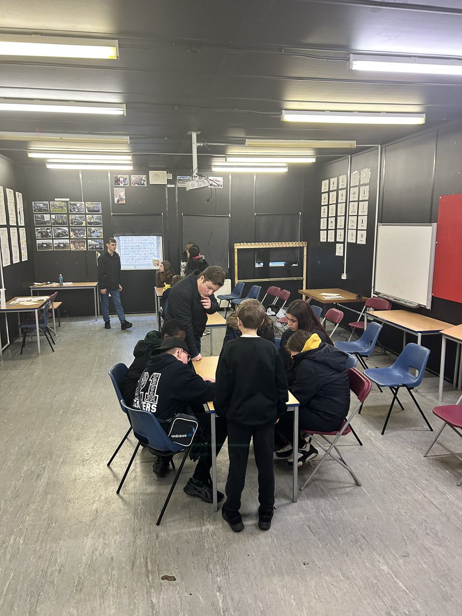 VPCGreenwich's tweet photo. Tonight our senior cadets spoke with our juniors about #StephenLawrenceDay #SLDAY and our junior cadets came up with ideas to improve the local community #LiveOurBestLife https://t.co/MdtKMPDqMm